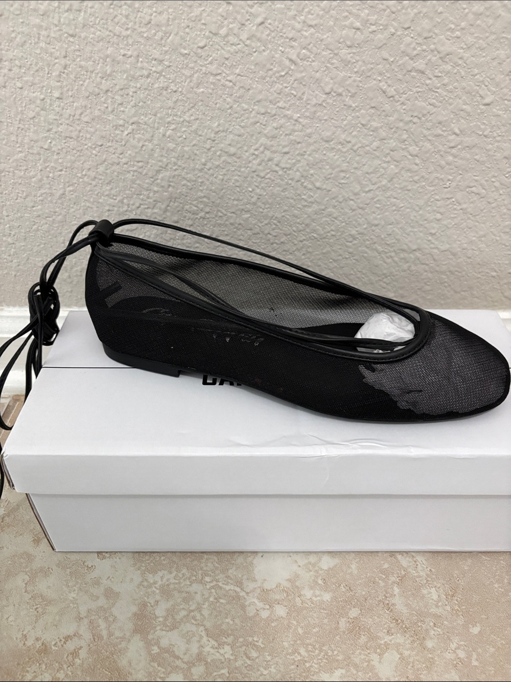 Mesh Lace-Up Flats
